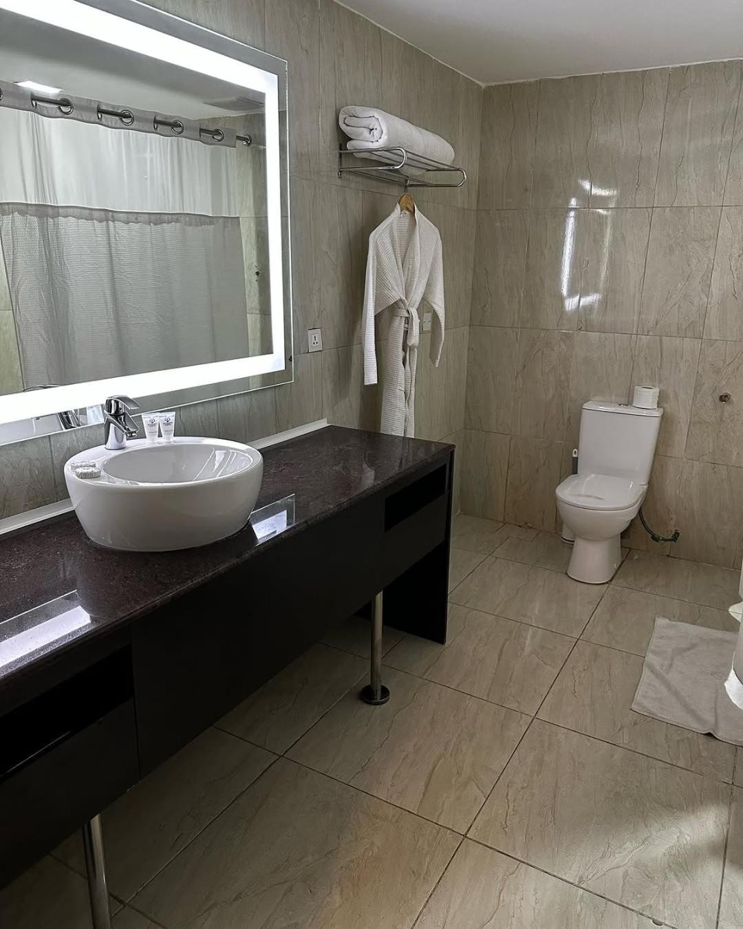 Grand Near Igi Airport Hotel New Delhi