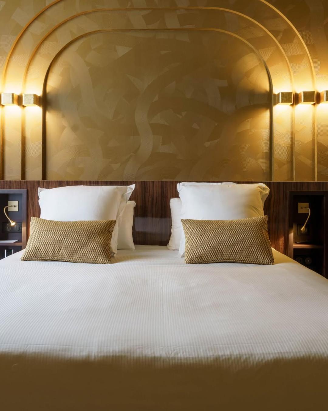 Grand Near Igi Airport 4*